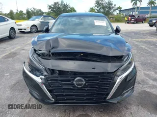 2024 Nissan Altima SV z VIN 1N4BL4DV6RN306672, wystawiony jako IAAI lot #42346382 z przebiegiem 36 491 mil mil oraz . Historia ofert i sprzedaży dostępna na DreamBid. Obrazek 12.
