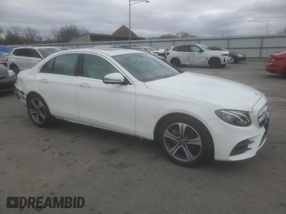2019 Mercedes-Benz E-Class E 300 with VIN WDDZF4KBXKA545878, listed as a Copart auction lot 48755465 with 32,344 mi miles and Salvage Title. Bid and sale history available at carsss.com. Image 4.