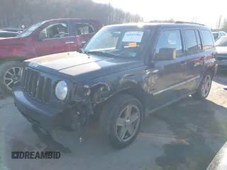 2010 Jeep Patriot Sport z VIN 1J4NF1GB2AD638062, wystawiony jako IAAI lot #41051186 z przebiegiem 204 239 mil mil oraz . Historia ofert i sprzedaży dostępna na DreamBid. Obrazek 17.