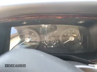 2006 Lincoln Town Car Signature z VIN 1LNHM81W76Y608239, wystawiony jako Copart lot #86654734 z przebiegiem Nie podano mil oraz Szkoda całkowita • Salvage title. Historia ofert i sprzedaży dostępna na DreamBid. Obrazek 9.