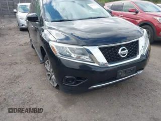2013 Nissan Pathfinder SV z VIN 5N1AR2MM6DC681607, wystawiony jako IAAI lot #42490708 z przebiegiem 103 460 mil mil oraz . Historia ofert i sprzedaży dostępna na DreamBid. Obrazek 6.