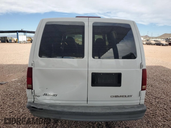 2004 Chevrolet Astro Cargo z VIN 1GCDM19X24B107752, wystawiony jako Copart lot #86927524 z przebiegiem 292 965 mil mil oraz Szkoda całkowita • Salvage title. Historia ofert i sprzedaży dostępna na DreamBid. Obrazek 6.