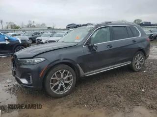 2021 BMW X7 xDrive40i z VIN 5UXCW2C01M9G39459, wystawiony jako Copart lot #55874095 z przebiegiem Nie podano mil oraz Szkoda całkowita • Salvage title. Historia ofert i sprzedaży dostępna na DreamBid. Obrazek 1.