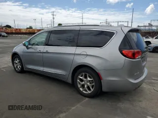 2017 Chrysler Pacifica Limited с VIN 2C4RC1GG3HR688911, выставлен на аукционе Copart как лот 53577415 с пробегом 48 993 миль миль и Списание • Salvage title. История ставок и продаж доступна на DreamBid. Изображение 2.