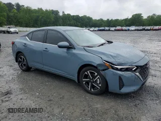 2025 Nissan Sentra SV z VIN 3N1AB8CV2SY267348, wystawiony jako Copart lot #54472065 z przebiegiem 1 780 mil mil oraz Szkoda całkowita • Salvage title. Historia ofert i sprzedaży dostępna na DreamBid. Obrazek 4.