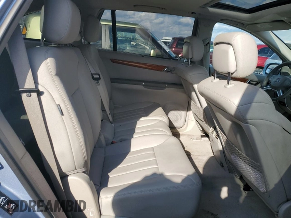 2009 Mercedes-Benz R 3.5L with VIN 4JGCB65E29A100893, listed as a Copart auction lot 46970625 with 114,118 mi miles and Salvage Title. Bid and sale history available at carsss.com. Image 11.