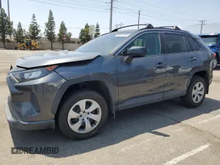 2019 Toyota RAV4 LE with VIN 2T3H1RFV1KC017784, listed as a Copart auction lot 60075745 with 59,901 mi miles and Salvage title. Bid and sale history available at DreamBid. Image 1.