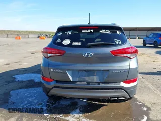 2016 Hyundai Tucson Limited with VIN KM8J33A22GU231834, listed as a IAAI auction lot 41312526 with 117,423 mi miles. Bid and sale history available at carsss.com. Image 17.