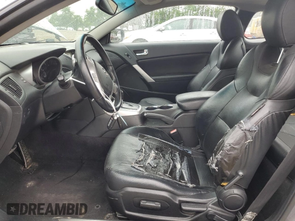 2010 Hyundai Genesis Coupe Grand Touring with VIN KMHHU6KH6AU016058, listed as a Copart auction lot 60167115 with 235,971 mi miles and Clean title. Bid and sale history available at DreamBid. Image 7.