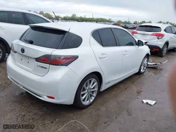 2013 Lexus CT 200h Hybrid with VIN JTHKD5BH7D2149186, listed as a IAAI auction lot 41903180 with 133,373 mi miles. Bid and sale history available at carsss.com. Image 4.
