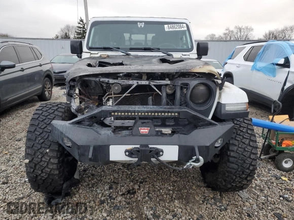 2022 Jeep Gladiator Sport S with VIN 1C6JJTAG1NL148203, listed as a Copart auction lot 46662015 with 1,900 mi miles and Non repairable. Bid and sale history available at DreamBid. Image 5.