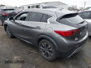 2017 Infiniti QX30 Luxury with VIN SJKCH5CR3HA031551, listed as a IAAI auction lot 41433856 with 113,570 mi miles. Bid and sale history available at carsss.com. Image 3.
