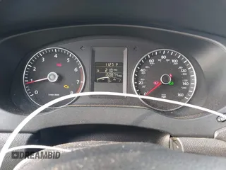2013 Volkswagen Jetta SE с VIN 3VWDX7AJ9DM447830, выставлен на аукционе IAAI как лот 42310246 с пробегом 160 874 миль миль и . История ставок и продаж доступна на DreamBid. Изображение 7.