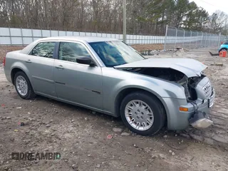 2005 Chrysler 300 with VIN 2C3JA43R05H137403, listed as a IAAI auction lot 41399519 with 135,044 mi miles. Bid and sale history available at carsss.com. Image 13.