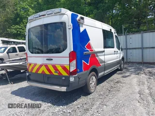 2017 Ford Transit z VIN 1FDYR2CM2HKA82358, wystawiony jako IAAI lot #42231257 z przebiegiem 271 518 mil mil oraz . Historia ofert i sprzedaży dostępna na DreamBid. Obrazek 4.