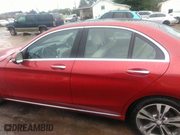 2017 Mercedes-Benz C 300 с VIN WDDWF4JB1HR236878, выставлен на аукционе IAAI как лот 42394056 с пробегом 67 243 миль миль и . История ставок и продаж доступна на DreamBid. Изображение 14.