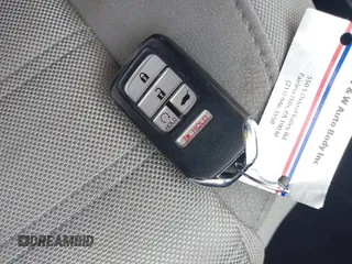 2020 Honda CR-V EX с VIN 2HKRW2H57LH670959, выставлен на аукционе IAAI как лот 42483902 с пробегом Не указан миль и . История ставок и продаж доступна на DreamBid. Изображение 11.