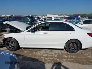 2020 Mercedes-Benz C 300 z VIN W1KWF8EB1LR594900, wystawiony jako IAAI lot #42076701 z przebiegiem 45 444 mil mil oraz . Historia ofert i sprzedaży dostępna na DreamBid. Obrazek 14.