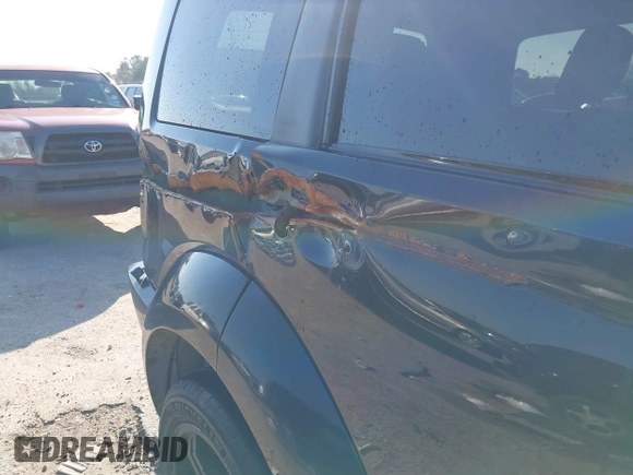 2007 Dodge Nitro SLT with VIN 1D8GT58K97W666680, listed as a IAAI auction lot 41573904 with 171,795 mi miles. Bid and sale history available at carsss.com. Image 13.