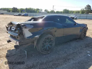 2021 Dodge Challenger R/T Scat Pack z VIN 2C3CDZFJ7MH502872, wystawiony jako Copart lot #56115325 z przebiegiem 73 652 mil mil oraz Szkoda całkowita • Salvage title. Historia ofert i sprzedaży dostępna na DreamBid. Obrazek 3.