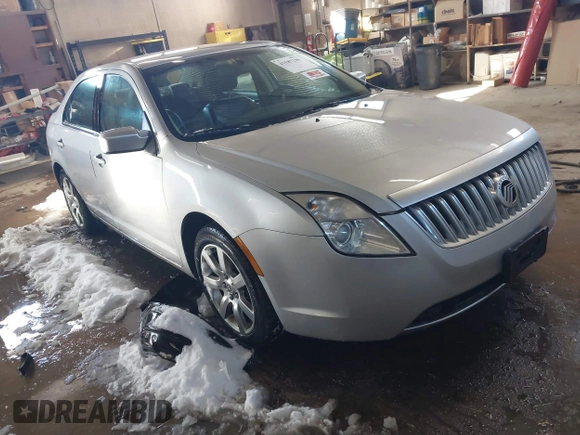 2010 Mercury Milan Premier with VIN 3MEHM0JGXAR658265, listed as a IAAI auction lot 41587206 with 227,363 mi miles. Bid and sale history available at carsss.com. Image 1.