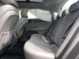 2016 Kia Optima EX z VIN 5XXGU4L3XGG071893, wystawiony jako Copart lot #62540165 z przebiegiem 12 781 mil mil oraz Szkoda całkowita • Salvage title. Historia ofert i sprzedaży dostępna na DreamBid. Obrazek 10.