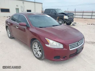 2012 Nissan Maxima 3.5 SV w/Premium Pkg with VIN 1N4AA5AP5CC822036, listed as a IAAI auction lot 41873122 with 194,812 mi miles. Bid and sale history available at carsss.com. Image 1.