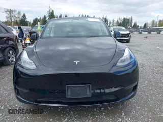 2024 Tesla Model Y with VIN 7SAYGDED3RF119101, listed as a IAAI auction lot 42019817 with 35,714 mi miles and . Bid and sale history available at DreamBid. Image 12.