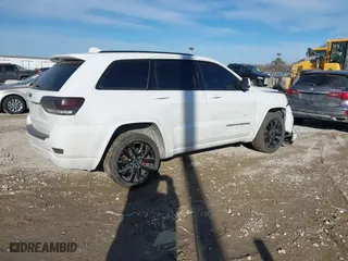 2018 Jeep Grand Cherokee Laredo E with VIN 1C4RJFAG6JC137155, listed as a IAAI auction lot 41391410 with 108,271 mi miles. Bid and sale history available at carsss.com. Image 4.