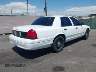 2008 Ford Police Interceptor с VIN 2FAFP71V58X173251, выставлен на аукционе IAAI как лот 42785750 с пробегом Не указан миль и . История ставок и продаж доступна на DreamBid. Изображение 6.