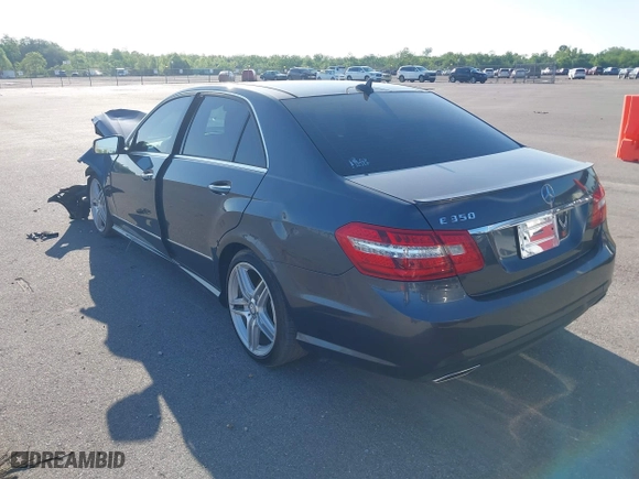 2012 Mercedes-Benz E-Class E 350 Luxury with VIN WDDHF5KB4CA560735, listed as a IAAI auction lot 41987988 with 177,146 mi miles. Bid and sale history available at carsss.com. Image 3.