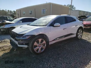 2020 Jaguar I-Pace SE with VIN SADHC2S14L1F79060, listed as a Copart auction lot 43287464 with 25,775 mi miles and . Bid and sale history available at DreamBid. Image 1.
