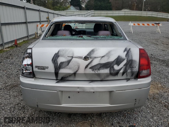 2006 Chrysler 300 with VIN 2C3KA43RX6H119013, listed as a Copart auction lot 81379494 with 177,200 mi miles and Salvage Title. Bid and sale history available at carsss.com. Image 6.