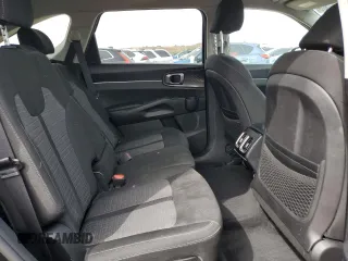 2021 Kia Sorento LX z VIN 5XYRG4LC7MG006894, wystawiony jako Copart lot #51697305 z przebiegiem 99 284 mil mil oraz Szkoda całkowita • Salvage title. Historia ofert i sprzedaży dostępna na DreamBid. Obrazek 12.