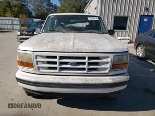 1996 Ford Bronco XL с VIN 1FMEU15N4TLB67027, выставлен на аукционе Copart как лот 75346314 с пробегом 185 224 миль миль и Списание • Salvage title. История ставок и продаж доступна на DreamBid. Изображение 5.