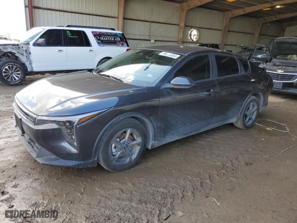2025 Kia K4 LXS with VIN 3KPFT4DE0SE014148, listed as a Copart auction lot 84668554 with 2,264 mi miles and Salvage Title. Bid and sale history available at carsss.com. Image 1.