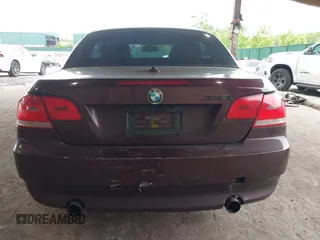 2009 BMW 3 Series 335i с VIN WBAWL73539P182652, выставлен на аукционе IAAI как лот 42333160 с пробегом 110 371 миль миль и . История ставок и продаж доступна на DreamBid. Изображение 16.
