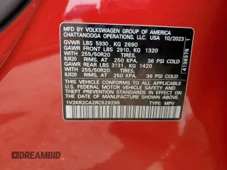 2024 Volkswagen Atlas SE z VIN 1V2KR2CA2RC529295, wystawiony jako Copart lot #54307975 z przebiegiem 14 320 mil mil oraz Szkoda całkowita • Salvage title. Historia ofert i sprzedaży dostępna na DreamBid. Obrazek 13.