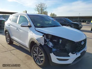 2020 Hyundai Tucson Sport with VIN KM8J33AL8LU251329, listed as a IAAI auction lot 41254246 with 61,626 mi miles. Bid and sale history available at carsss.com. Image 6.
