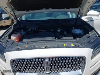2019 Lincoln Nautilus Reserve with VIN 2LMPJ6L96KBL12639, listed as a IAAI auction lot 42081118 with 23,741 mi miles. Bid and sale history available at carsss.com. Image 10.