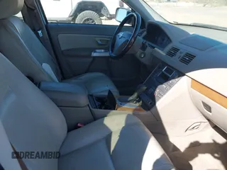 2005 Volvo XC90 with VIN YV1CZ911851187269, listed as a IAAI auction lot 41650338 with 190,061 mi miles and . Bid and sale history available at DreamBid. Image 5.