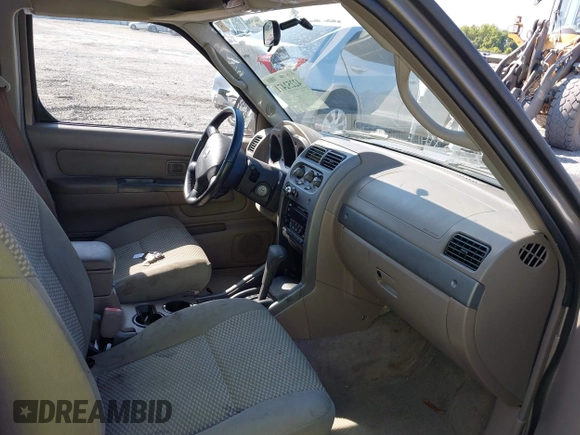 2003 Nissan Frontier SE z VIN 1N6ED29X43C402027, wystawiony jako IAAI lot #42252471 z przebiegiem 104 233 mil mil oraz . Historia ofert i sprzedaży dostępna na DreamBid. Obrazek 5.
