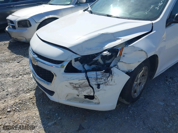 2015 Chevrolet Malibu LS with VIN 1G11A5SL0FF267241, listed as a IAAI auction lot 41963549 with 225,353 mi miles. Bid and sale history available at carsss.com. Image 6.
