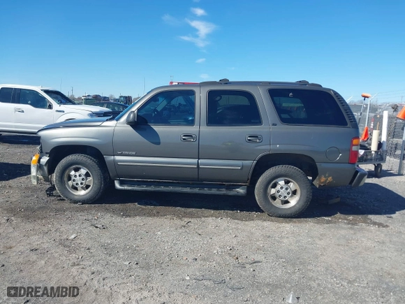 2001 Chevrolet Tahoe LS with VIN 1GNEK13T51J268816, listed as a IAAI auction lot 41654722 with 265,164 mi miles. Bid and sale history available at carsss.com. Image 14.