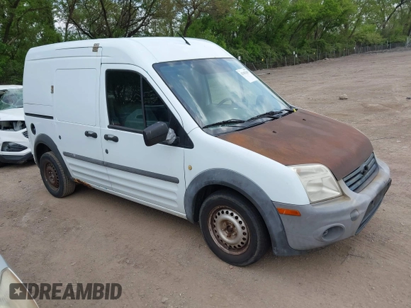 2010 Ford Transit Connect XL z VIN NM0LS7AN1AT017316, wystawiony jako IAAI lot #42182205 z przebiegiem 142 000 mil mil oraz . Historia ofert i sprzedaży dostępna na DreamBid. Obrazek 1.