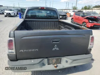2008 Mitsubishi Raider LS z VIN 1Z7HC22K98S587324, wystawiony jako Copart lot #71304794 z przebiegiem 118 604 mil mil oraz Czysty tytuł • Clean title. Historia ofert i sprzedaży dostępna na DreamBid. Obrazek 6.