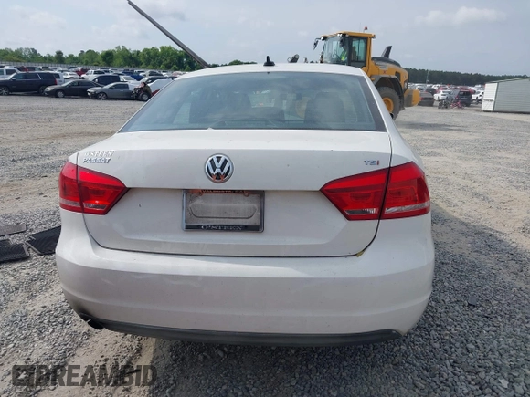 2015 Volkswagen Passat Limited Edition Edition with VIN 1VWAT7A3XFC004039, listed as a IAAI auction lot 42105680 with 205,459 mi miles and . Bid and sale history available at DreamBid. Image 16.