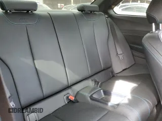 2018 BMW M2 z VIN WBS1J5C57JVD36167, wystawiony jako Copart lot #64653092 z przebiegiem 44 038 mil mil oraz . Historia ofert i sprzedaży dostępna na DreamBid. Obrazek 6.