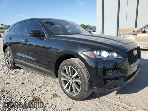 2019 Jaguar F-Pace 25t Prestige with VIN SADCK2GXXKA606848, listed as a Copart auction lot 50167335 with 34,758 mi miles and Salvage Title. Bid and sale history available at DreamBid. Image 4.
