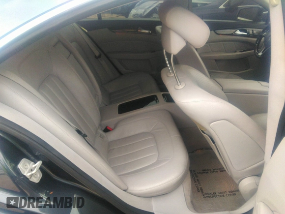 2013 Mercedes-Benz CLS 550 z VIN WDDLJ7DB0DA068769, wystawiony jako IAAI lot #35825502 z przebiegiem 89 802 mil mil oraz . Historia ofert i sprzedaży dostępna na DreamBid. Obrazek 8.